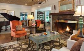 Pine Crest Inn $200,000 Price Adjustment!: 