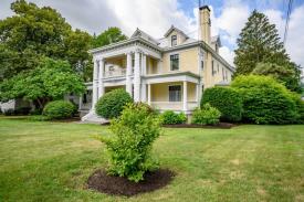 Finger Lakes Elegant Neoclassical : 