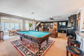 Cuba NM Gem: Game room & sitting area
