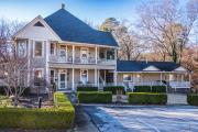 Heartstone Inn in Eureka Springs