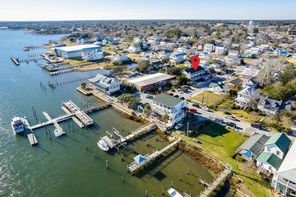 The State Rooms on Church Street Swansboro, NC Inn for Sale