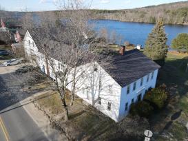 967 Meadow Road: 