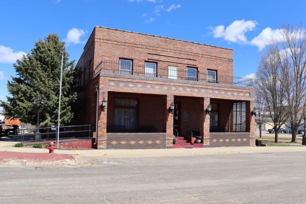 The Historic Argo Hotel Crofton, NE Inn for Sale