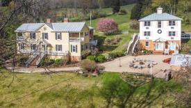 Shenandoah Manor  B&B / Retreat Destination: 