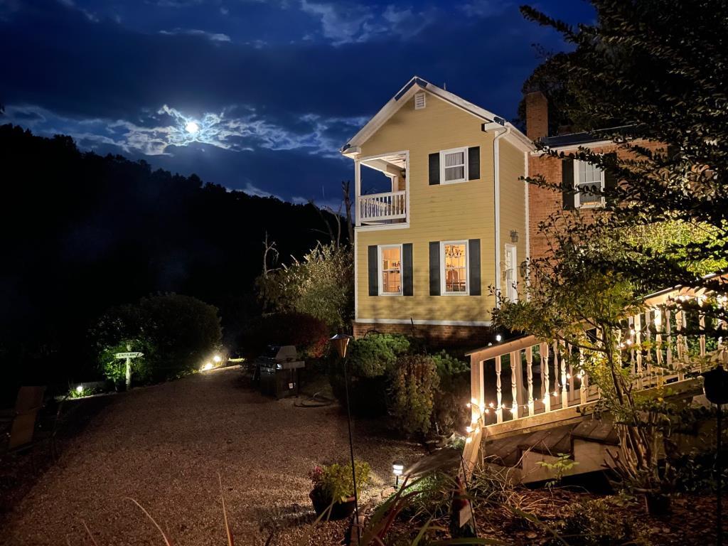 Shenandoah Manor B&B / Retreat Destination Lexington, VA Inn for Sale