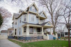 Fitton House: 