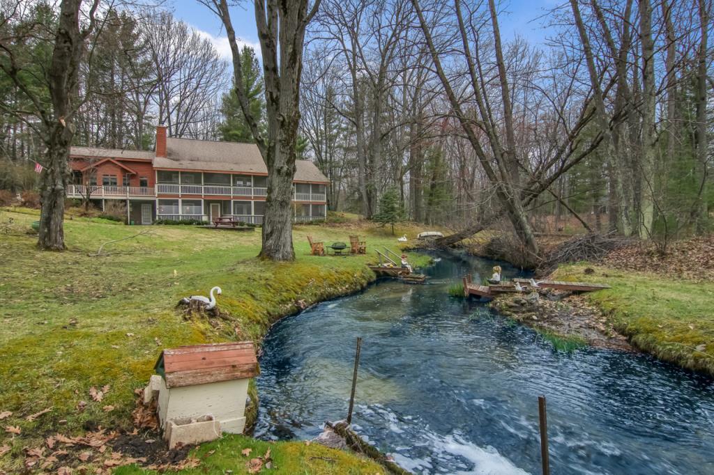 Hall Creek Bed & Breakfast Interlochen, MI Inn for Sale