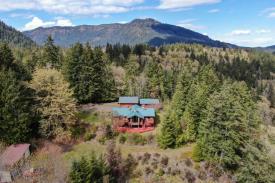 Former Elwha Ranch Bed & Bath on 17 Acres: 