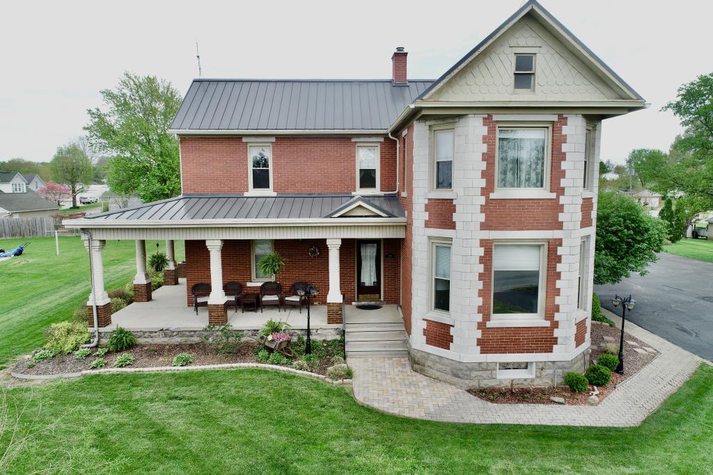 Harvest Moon Suites Ferdinand, IN Inn for Sale