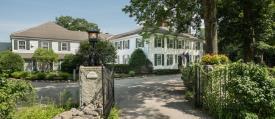 Inn at Ormsby Hill: Entrance where enchantment begins