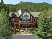 Sonnenhof Lakewood Manor Bed and Breakfast