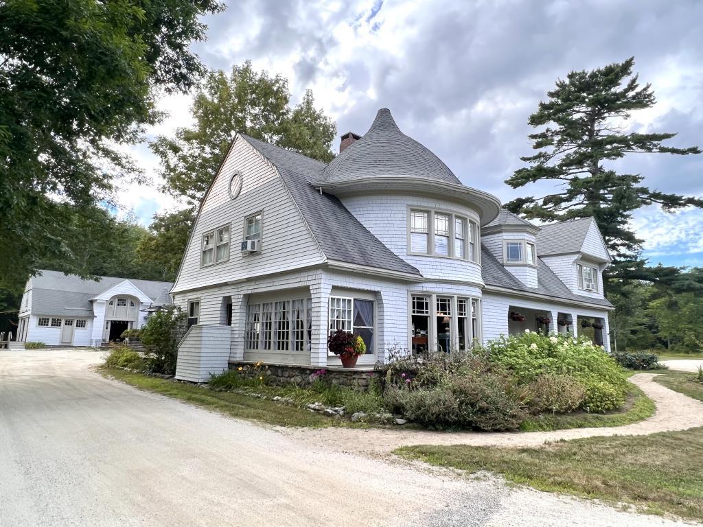 SOLD 3/1/23 Barncastle Hotel Blue Hill, ME Inn for Sale