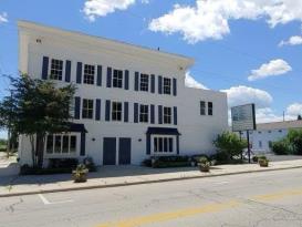 Richard's Inn: Street View