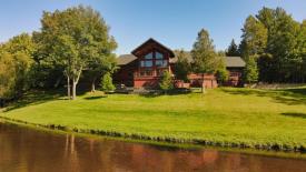 Luxury Riverfront Log Home on 42 acres: Main