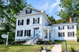 Middle Street Inn: Property Front