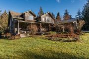 Lost Mountain Lodge and Suites