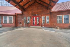Potential Georgia Inn or Group Retreat: Front Entrance