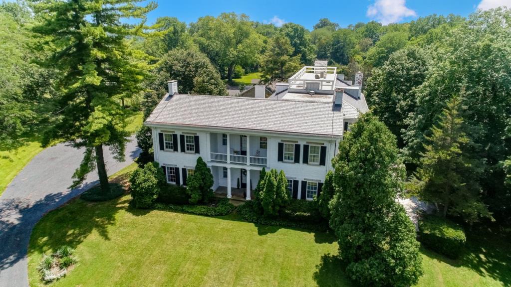 Mayflower Mansion Troy, OH Inn for Sale