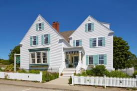 Down East Maine B&B for Sale: Exterior of Lubec Maine Inn for sale