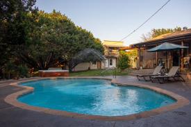 Country Retreat with Bar and Pool on 15 acres: Relax Poolside