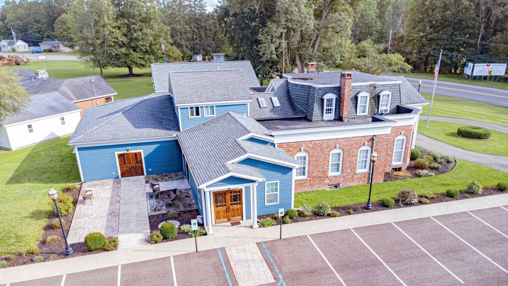 Commercial Building with House in Wellsville NY Wellsville, NY Inn