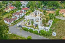 Apartment, BNB: Property 
