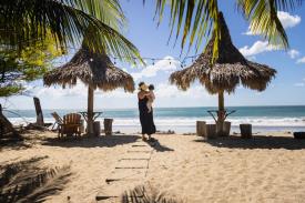 Mar Adentro Sanctuary, Nicaragua: Beachfront Restaurant