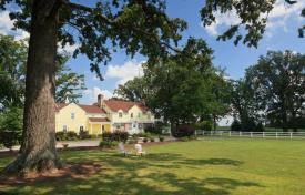 Hideaway Inn: 