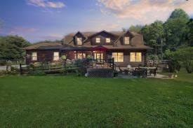 Harmony Hill: 