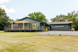 BASECAMP151 Boutique Motel + Cottage Nelson County: 