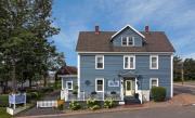 Willow House Inn 