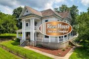 River House Bed and Breakfast