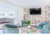 TURN-KEY PROFITABLE VENUE & INN - BATTEN GREEN: 