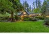 Eagle Rock Lodge: Lodge Side