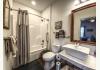 St Francis Cottage LLC: Hummingbird Ensuite Bath