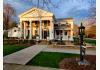 White Dog Bed & Breakfast: Facade