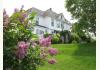 138 Main Street East: 