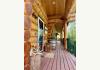 Caribou Cabins: Front porch of main lodge