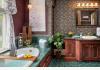 The Nordic Pineapple Bed and Breakfast: Purple Viking Bathroom