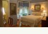 The Oliver Inn: guest room 3