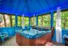 The Woods Cabins: 