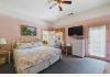Myers Inn: room