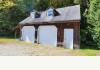 Turn of River Lodge: garage