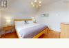Mahone Bay Bed and Breakfast: King suite