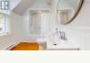 Mahone Bay Bed and Breakfast: Ensuite bathroom