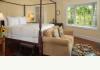 Foxfield Inn: guest room 1