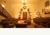 La Ville Inn: gallery