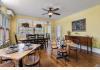 Wildflower Bed and Breakfast on the Square: 