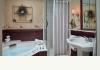 Pheasant Field Bed & Breakfast: guest bath 2