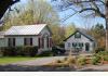 White Fence Bed and Breakfast: Cottages